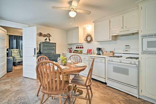 Historic 1920s Jefferson Cottage At Angell Manor!