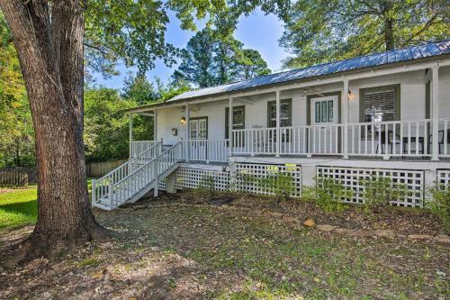 Lorraine Cottage About Walk To Dtwn Jefferson!