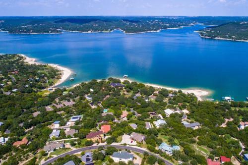 The Hideaway At The Island On Lake Travis
