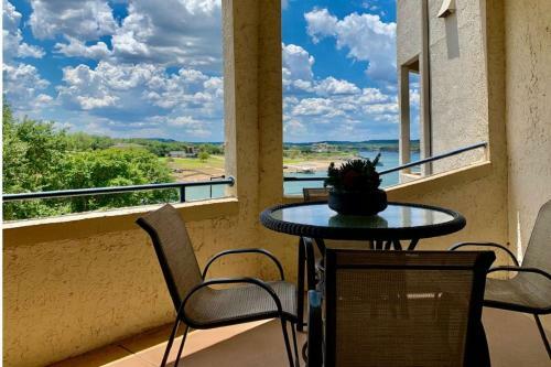 The Hideaway At The Island On Lake Travis