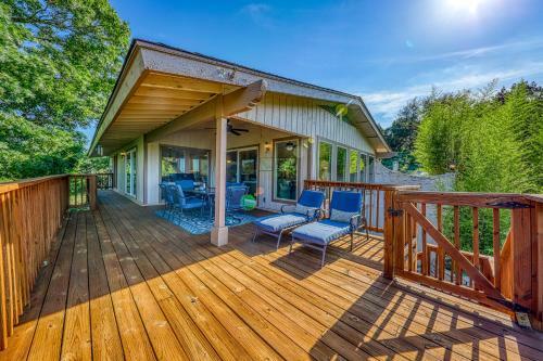 Peaceful Retreat On Quiet Cove On Lake Travis