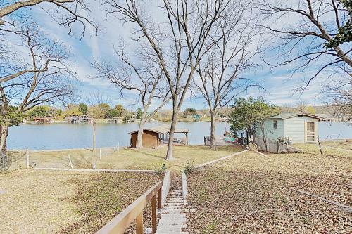 Lakefront Oasis W/ Private Dock & 23? Boat Slip Home