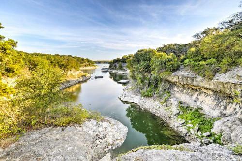 Mid-century Lake Whitney Home With Private Dock And Yard!