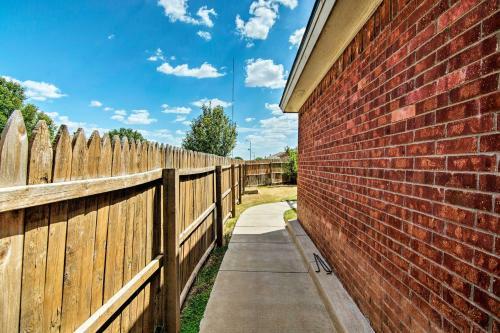 Pet-friendly Lubbock Home With Yard - 6mi To Ttu