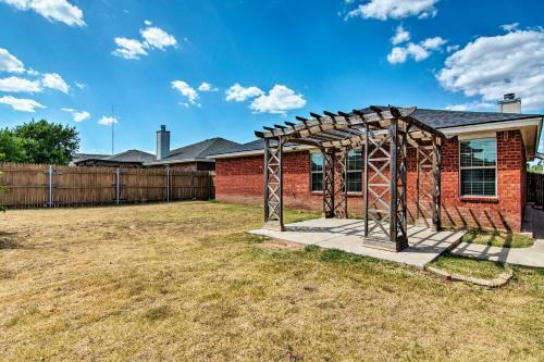 Pet-friendly Lubbock Home With Yard - 6mi To Ttu