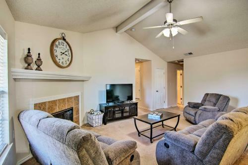 Pet-friendly Lubbock Home With Yard - 6mi To Ttu