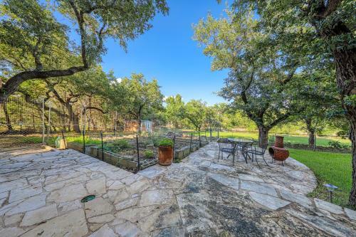 Lodge Redbird Retreat On Lake Travis
