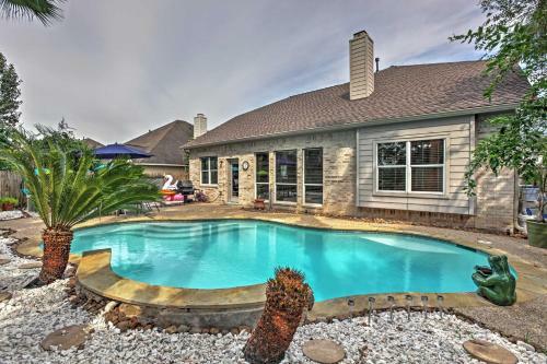 Spacious Pearland Home, 15 Mi To Downtown Houston!