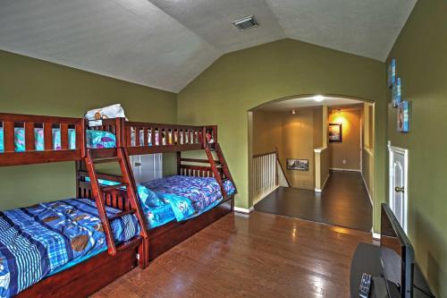 Spacious Pearland Home, 15 Mi To Downtown Houston!