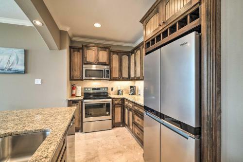Apartamento Spacious Lake Livingston Condo With Dock And Pool