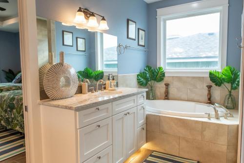 Marlin Azul Home