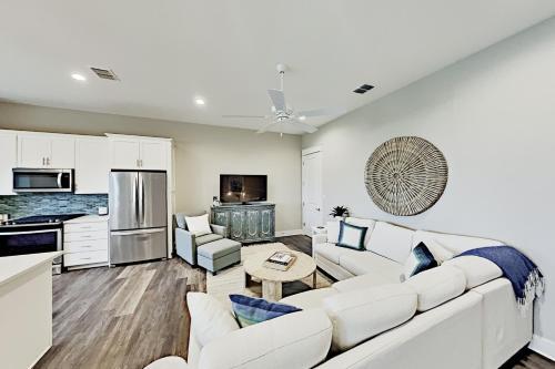 Palmilla Beach Retreat - Pool, Golf & Beach Access Townhouse