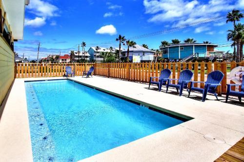 Jay's Surf Shack Bungalow