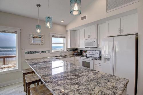 Beachfront Paradise Lc19 Home
