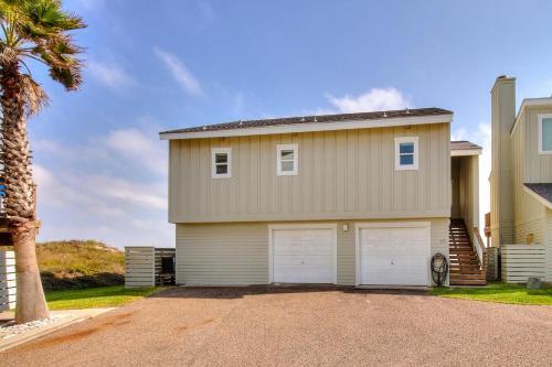 Beachfront Paradise Lc19 Home