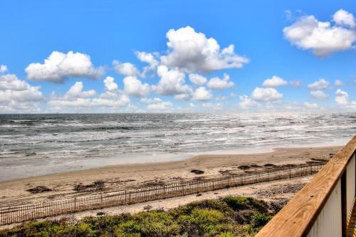 Beachfront Paradise Lc19 Home
