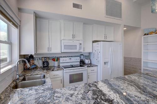 Beachfront Paradise Lc19 Home