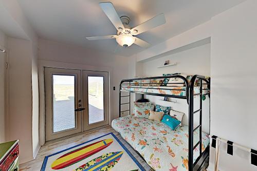 Lost Colony Beach House With Gulf Views & Pool! Home