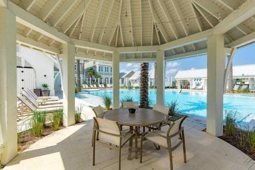 Palmilla Beach - Designer Townhome - Resort Pool Townhouse