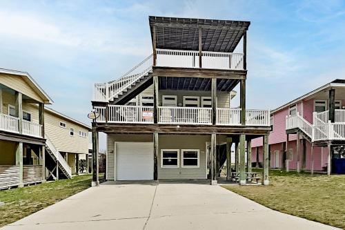 New Listing! Charming & Cozy Gulf Getaway With Pool Home