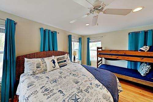 Luxury All-suite Village Walk Home - 2 Pools Home