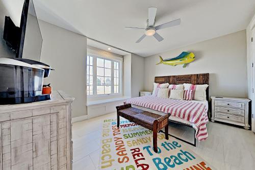 Resort Townhome - Steps To Beach, Pool & Golf Home