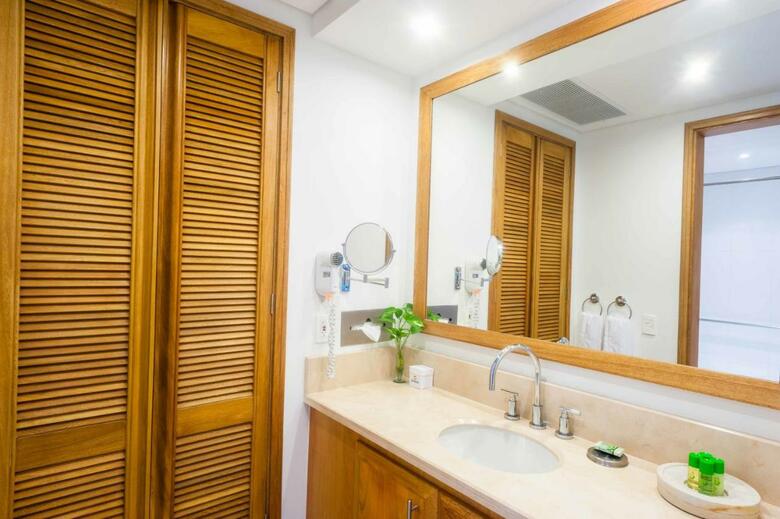 Hotel Irotama Del Mar