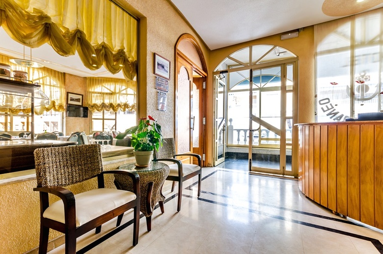 Hotel Mediterr�neo