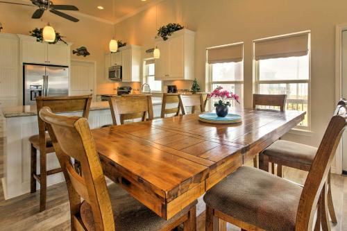Texas Beach House With Views Ferry To Galveston!