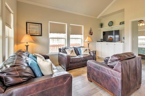 Texas Beach House With Views Ferry To Galveston!