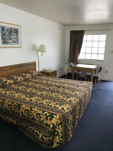 Hotel Country Inn Motel