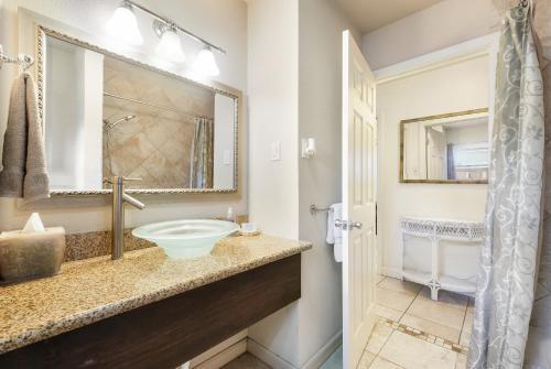 Sage Suite 1