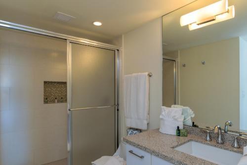 4br Bayview For Large Families! Beachfront Resort, Shared Pools & Jacuzzi