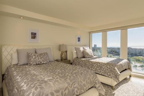 4br Bayview For Large Families! Beachfront Resort, Shared Pools & Jacuzzi