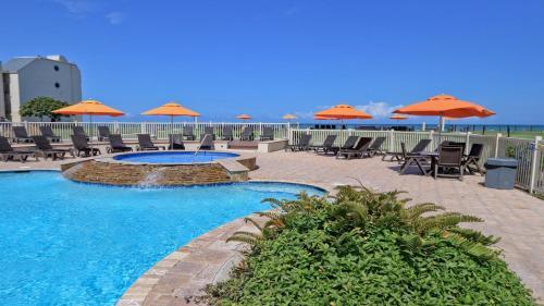 4br Bayview For Large Families! Beachfront Resort, Shared Pools & Jacuzzi