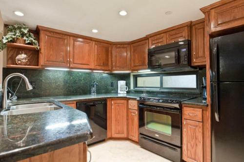 Saida Royale Condominiums By Padre Island Rentals