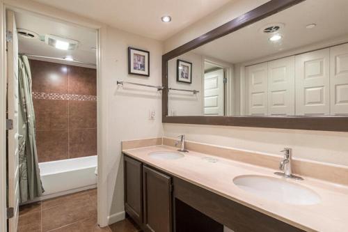 Saida Royale Condominiums By Padre Island Rentals