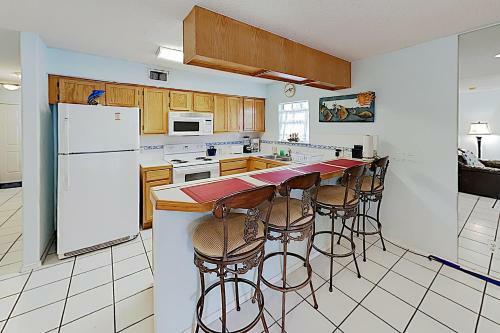Apartamento New Listing! Casa de La Isla With Private Pool Condo