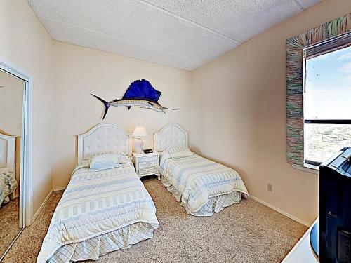 Apartamento New Listing! Gulf-view Penthouse Corner Unit Condo