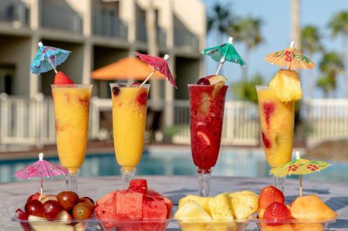Listen To The Waves Break! Beachfront Condo Five-star Resort
