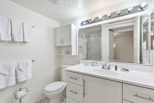Listen To The Waves Break! Beachfront Condo Five-star Resort