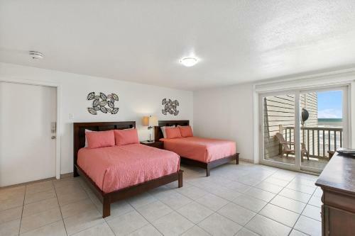 Listen To The Waves Break! Beachfront Condo Five-star Resort