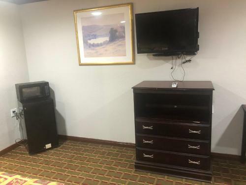 Hotel American Inn And Suites Victoria