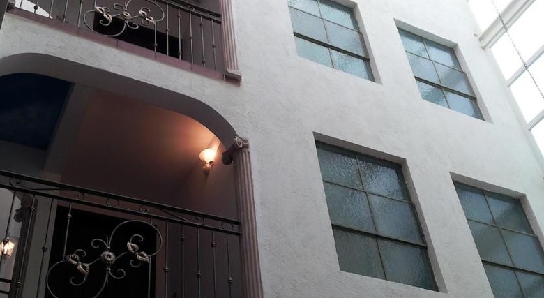 Aparthotel Suites Royal Colonial