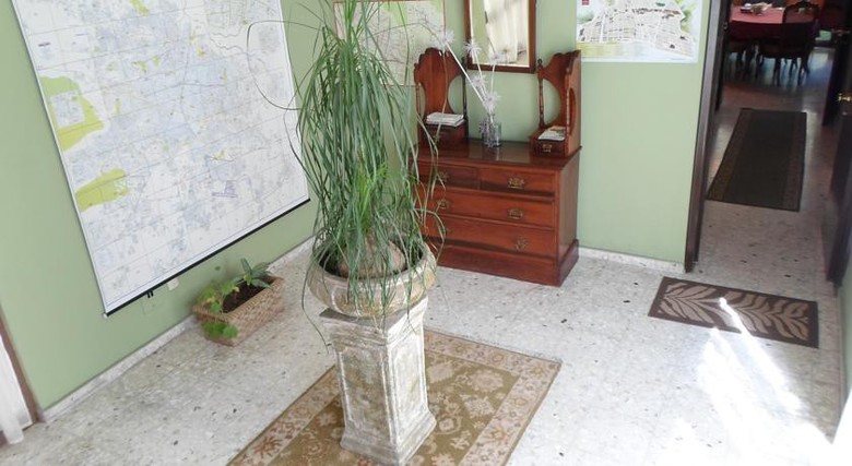Dickinson Guest House B&B