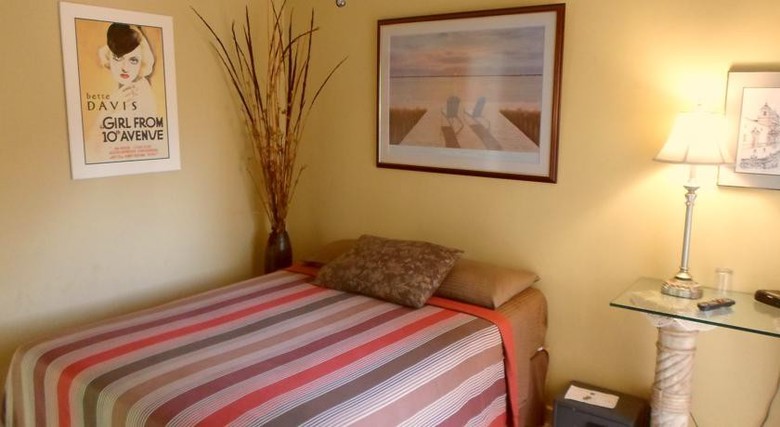 Dickinson Guest House B&B