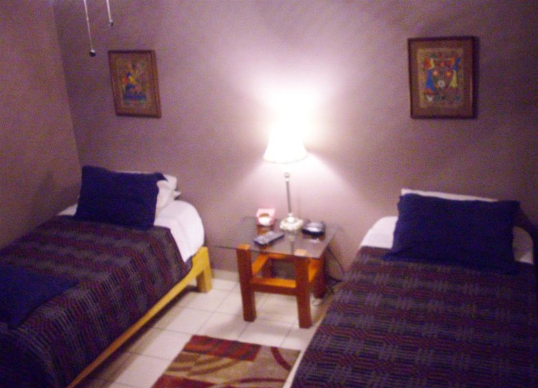 Dickinson Guest House B&B