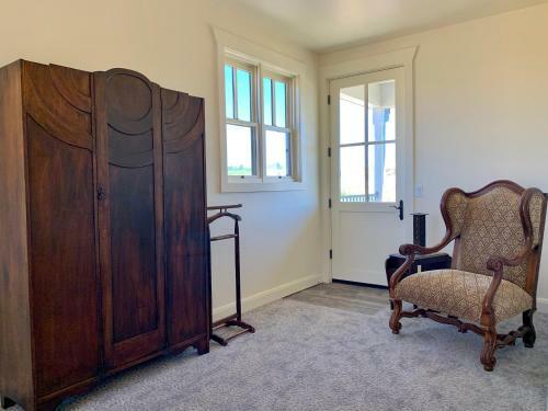 Annie's Place Bed & Breakfast
