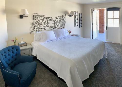 Annie's Place Bed & Breakfast