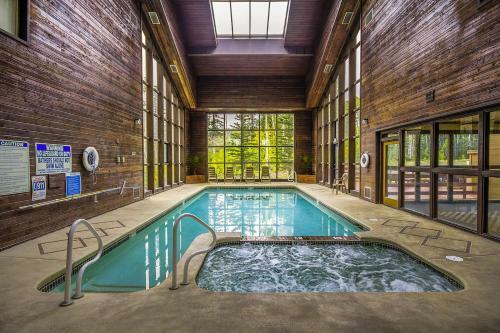 Apartamento Condo 107 Wifi Community Pool Jacuzzi Lounge Fireplace Laundry